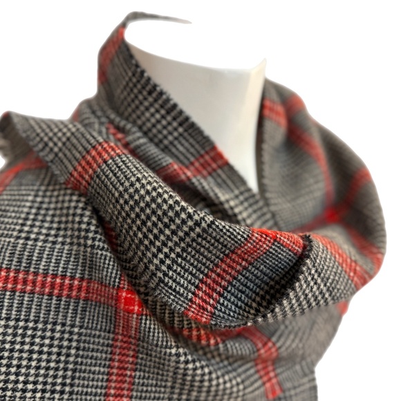 Eaton “European Collection” Pure Wool Plaid Scarf – Made in Scotland - Picture 3 of 7
